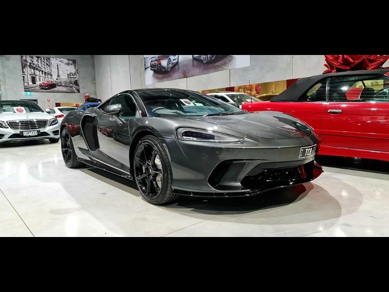 mclaren gt 863513 001