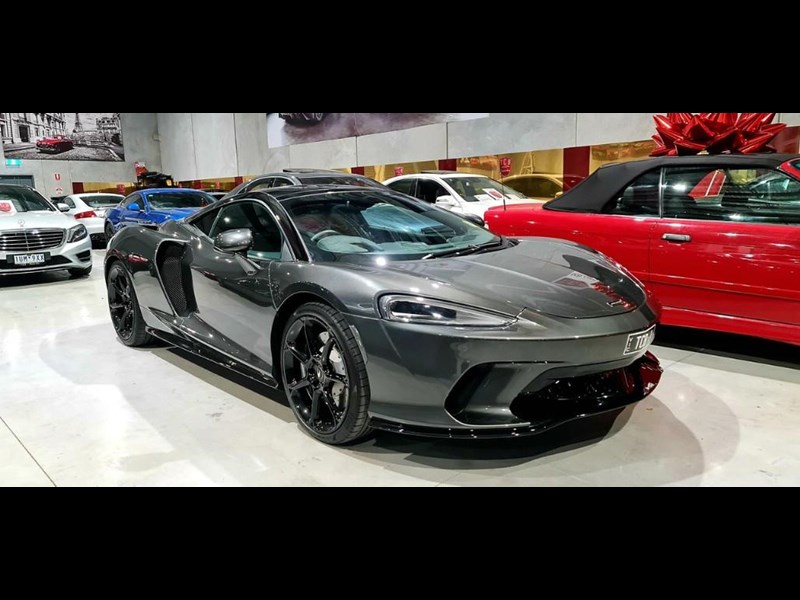 mclaren gt 863513 005