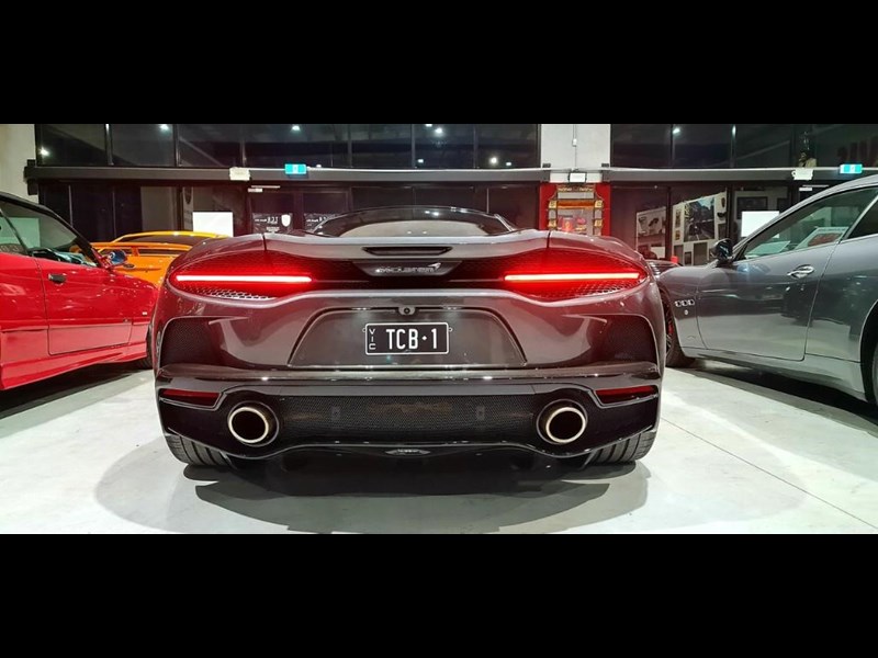 mclaren gt 863513 033