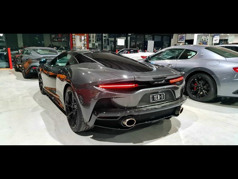 mclaren gt 863513 035