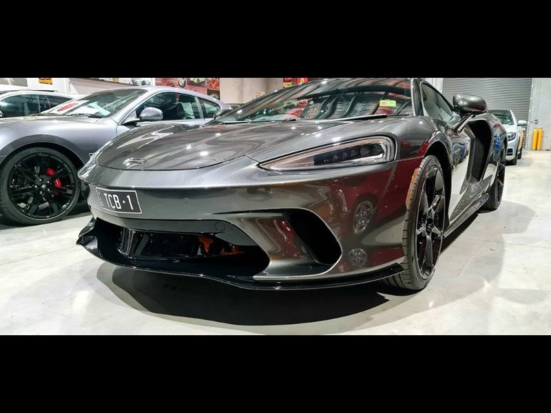 mclaren gt 863513 041