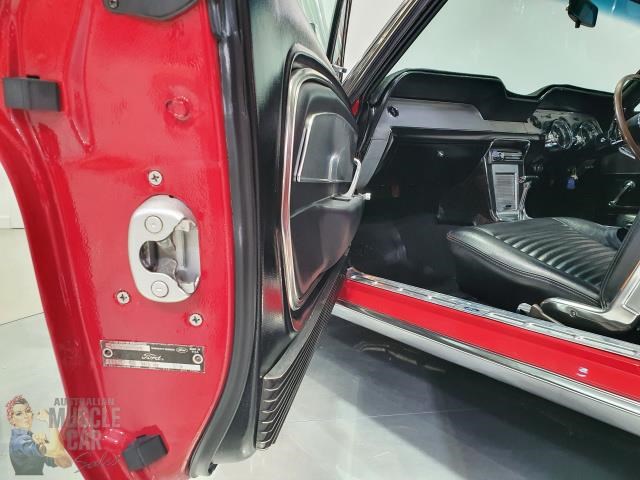 ford mustang 863626 087