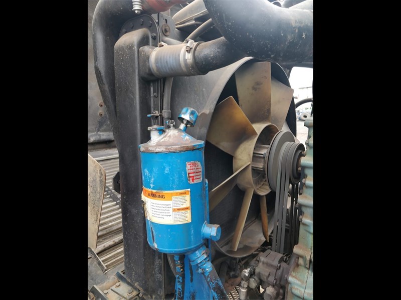 freightliner fl112 863805 039