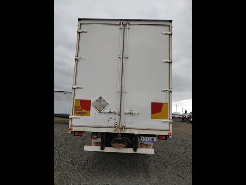 freightliner fl112 863805 007