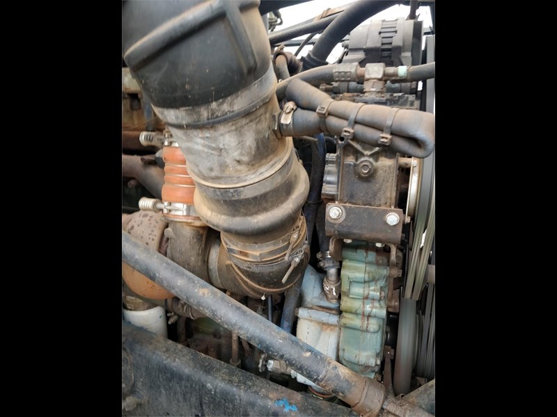 freightliner fl112 863805 023