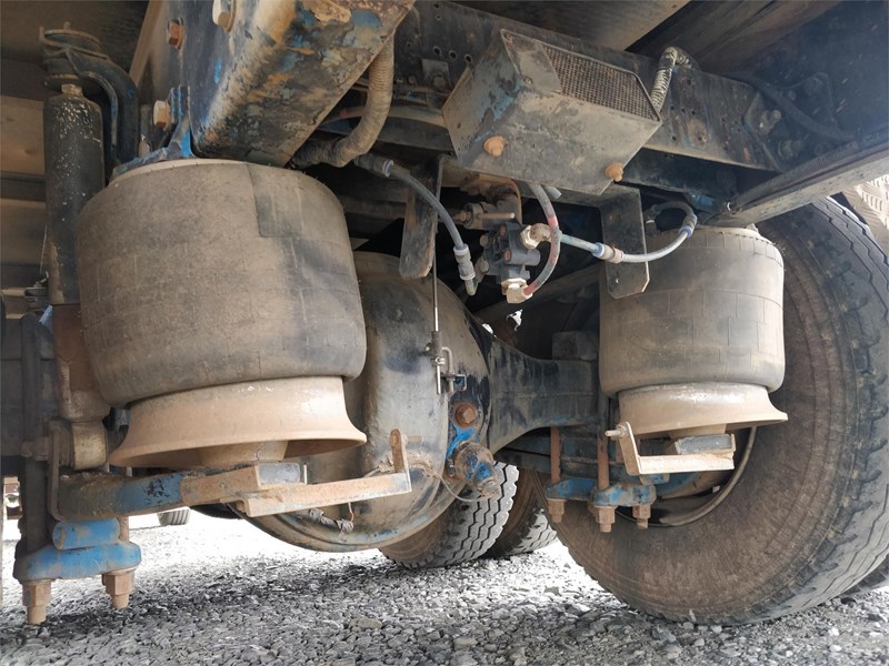 freightliner fl112 863805 069