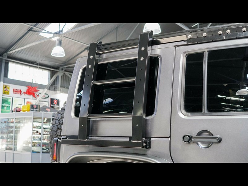 jeep wrangler unlimited 863849 017