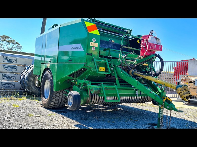 mchale fusion 864033 003