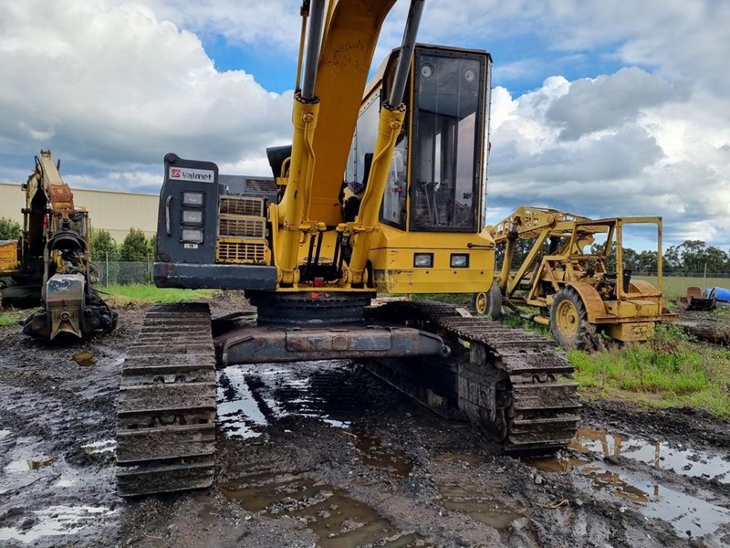 komatsu pc300-7 858680 017