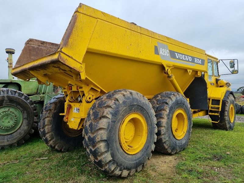 volvo a25c 864064 017