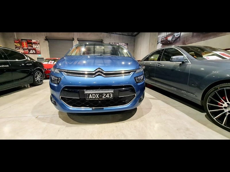 citroen c4 picasso 864117 011