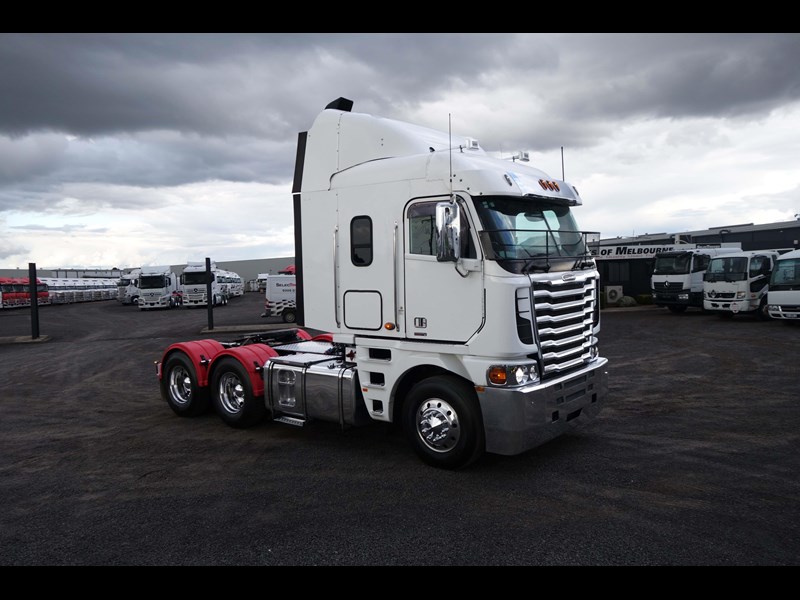 freightliner argosy 101 864224 013