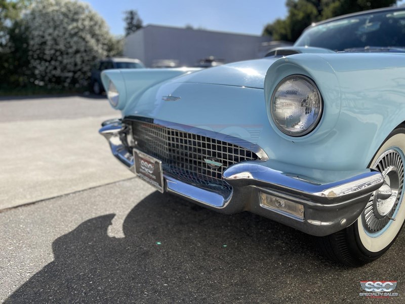 ford thunderbird 864315 043