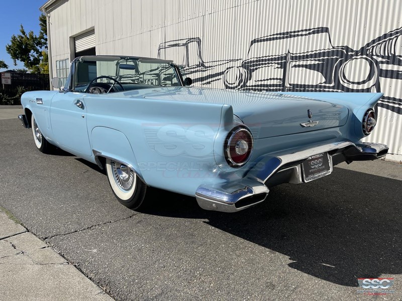 ford thunderbird 864315 009