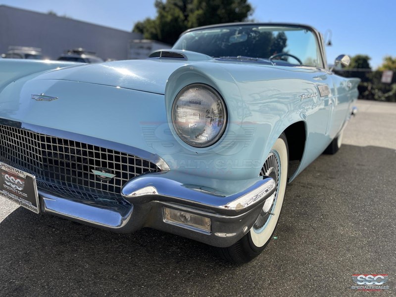 ford thunderbird 864315 039
