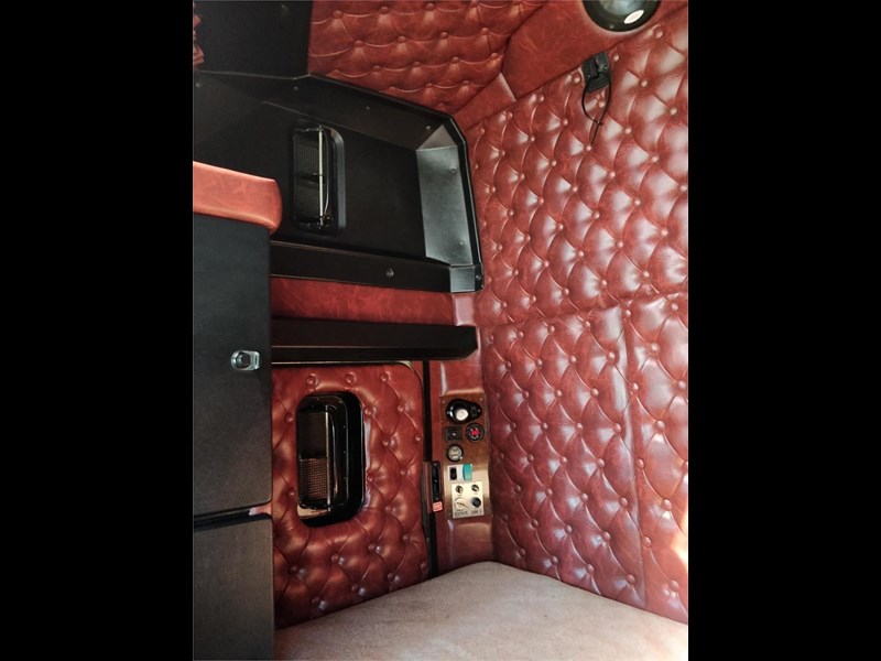 kenworth t408 864377 033