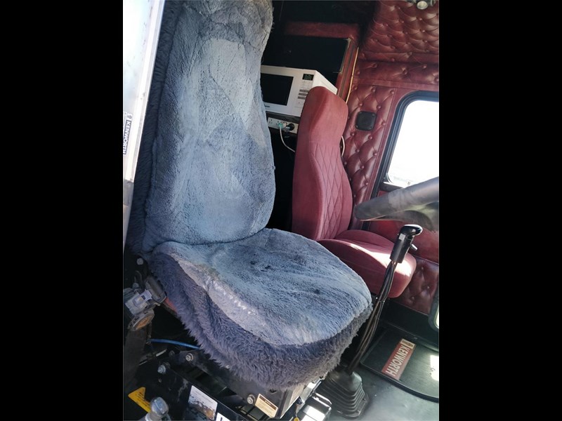 kenworth t408 864377 055