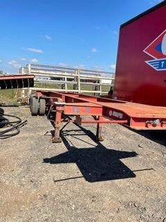 barker a trailer 864659 005