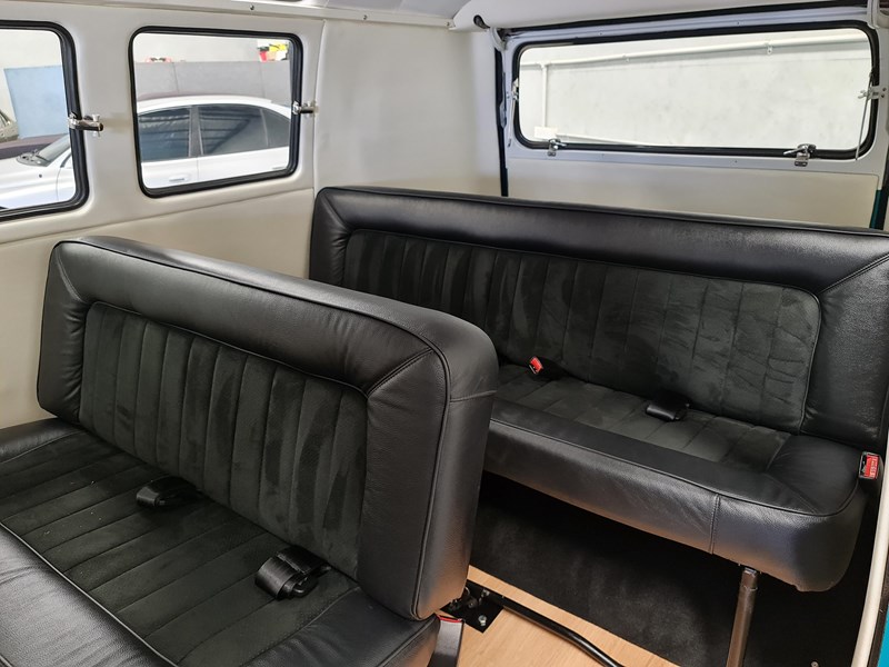 volkswagen kombi 864385 027