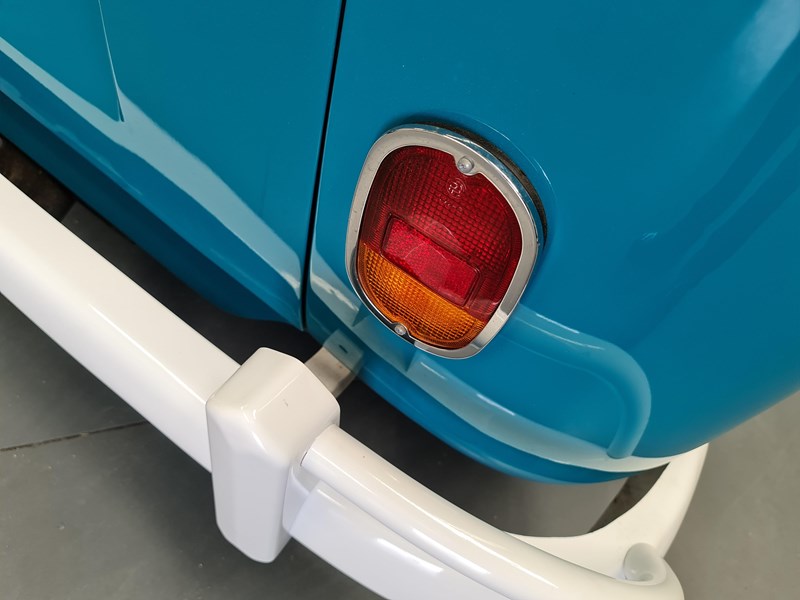 volkswagen kombi 864385 065