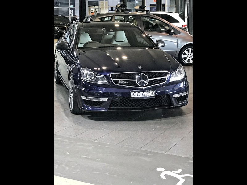 mercedes-benz c63 864958 017