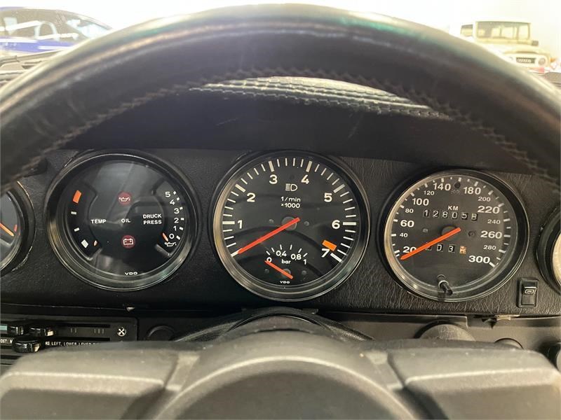 porsche 911 864872 021
