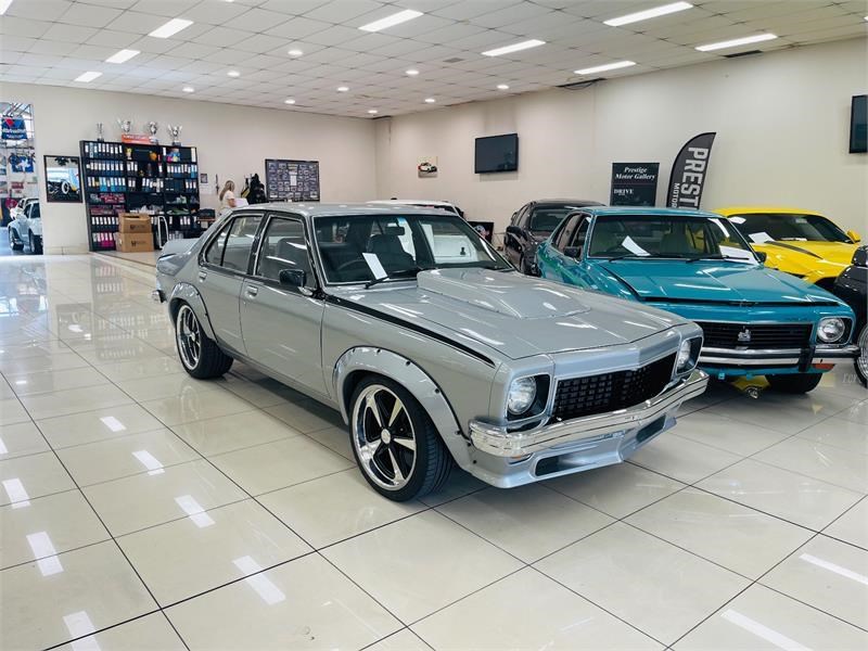 holden torana 864892 001