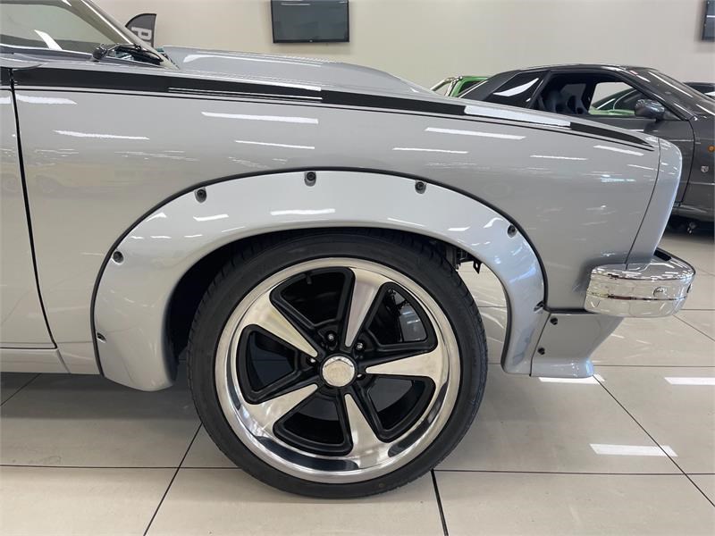 holden torana 864892 033