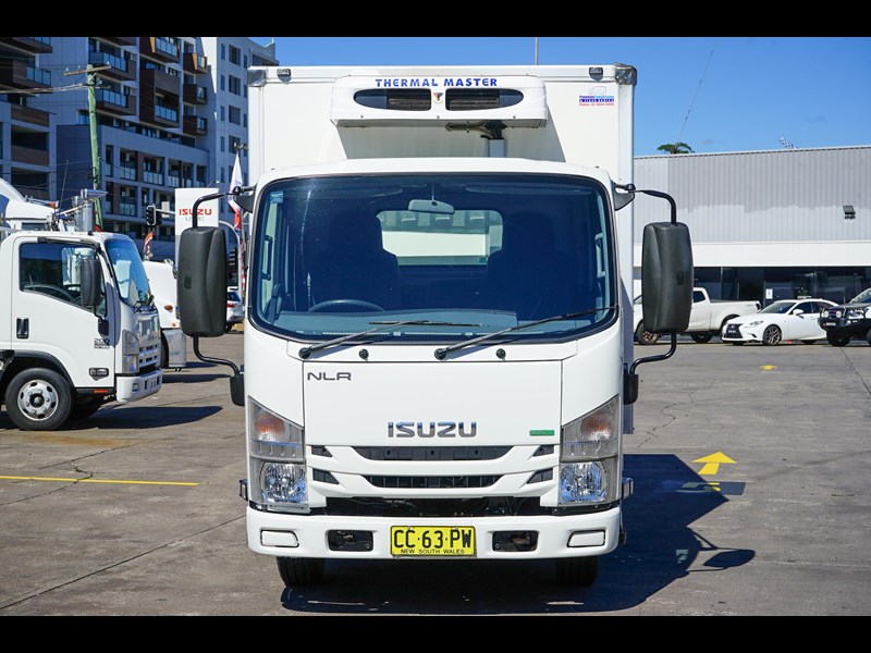isuzu nlr 835106 005