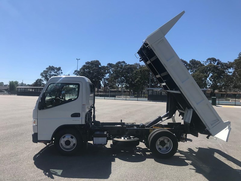 fuso canter 864948 021