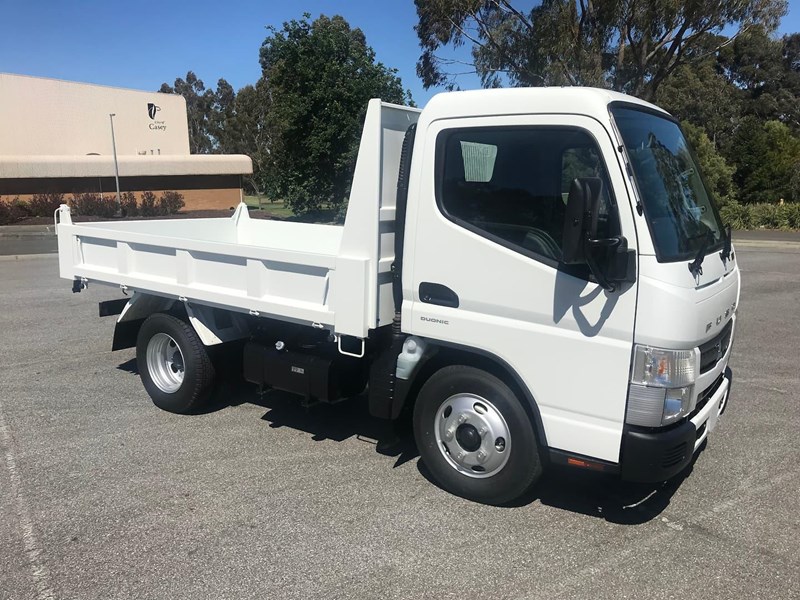 fuso canter 864948 003