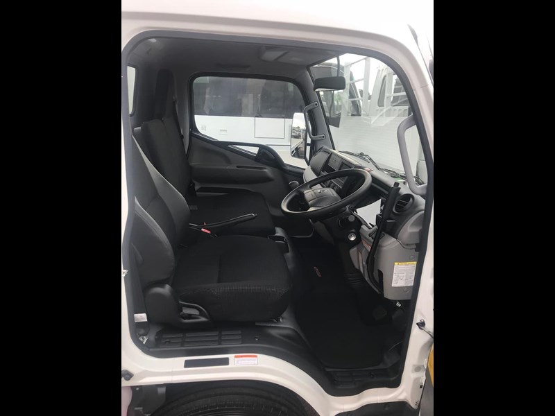 fuso canter 864948 033