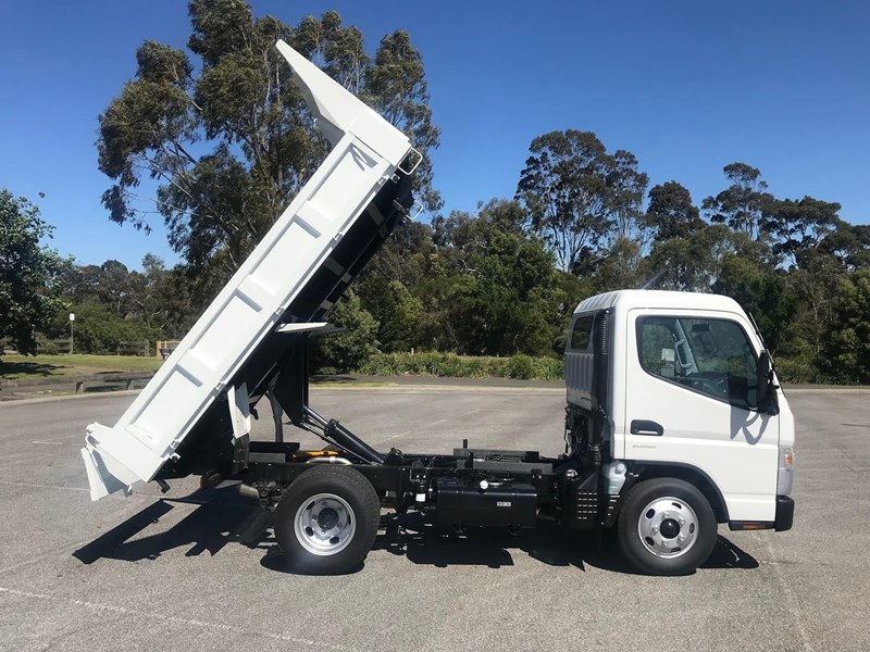 fuso canter 864948 027