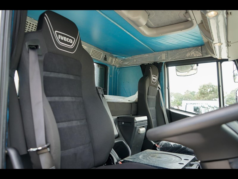 iveco stralis x-way 860953 053