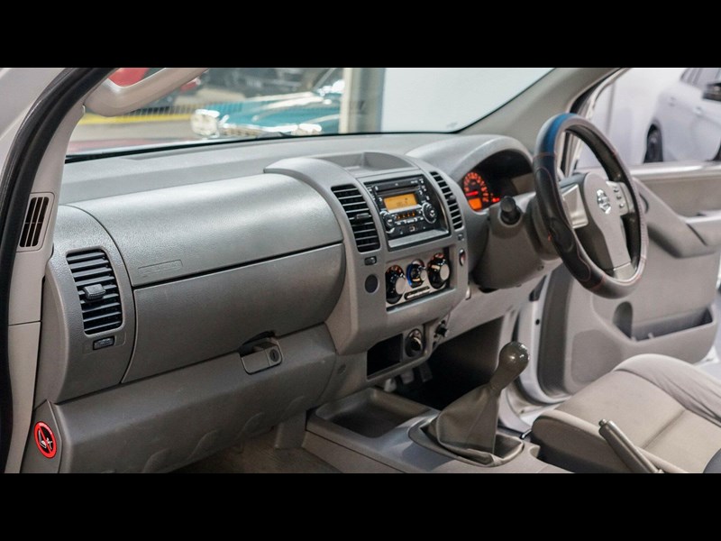 nissan navara 864962 053