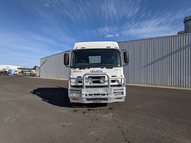 isuzu giga exy 856638 009