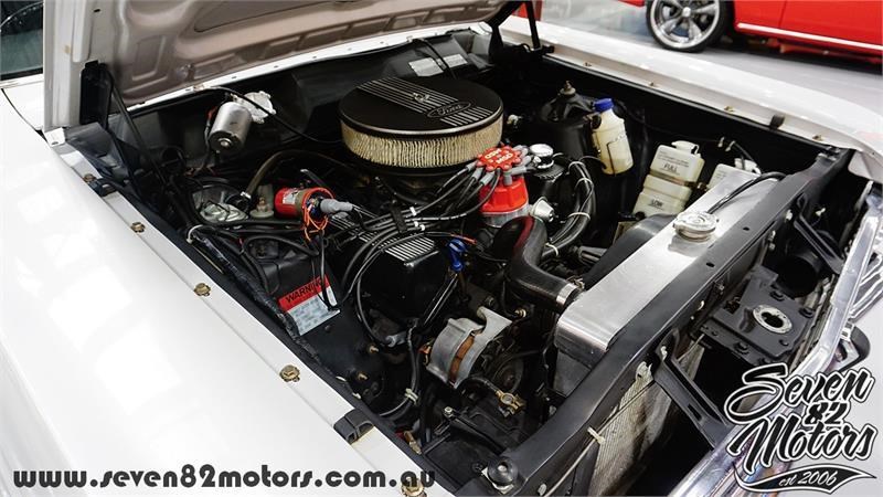 ford falcon 865035 013
