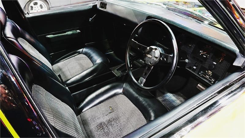 holden monaro 865037 021