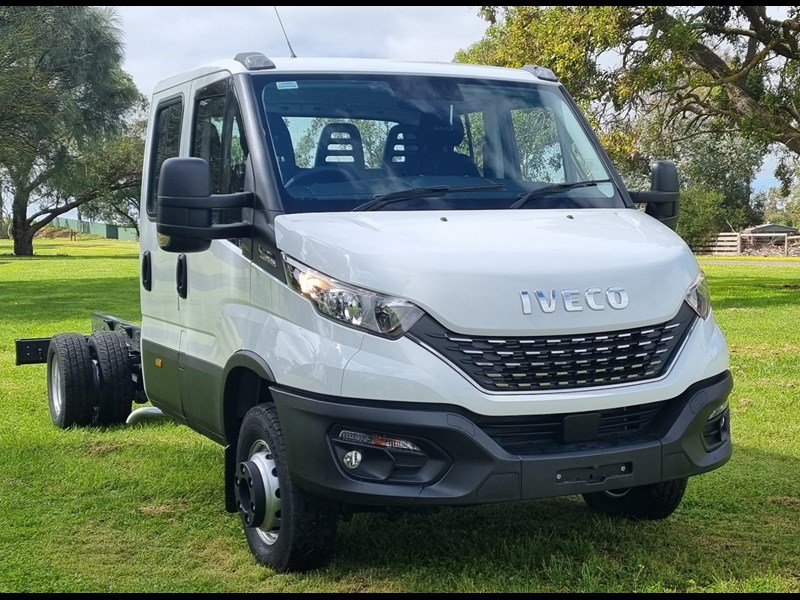 iveco daily 70c21 865127 003