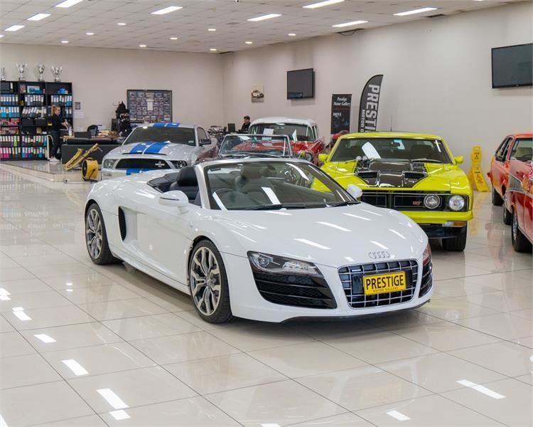 audi r8 865132 001