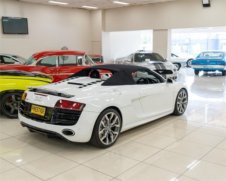 audi r8 865132 017