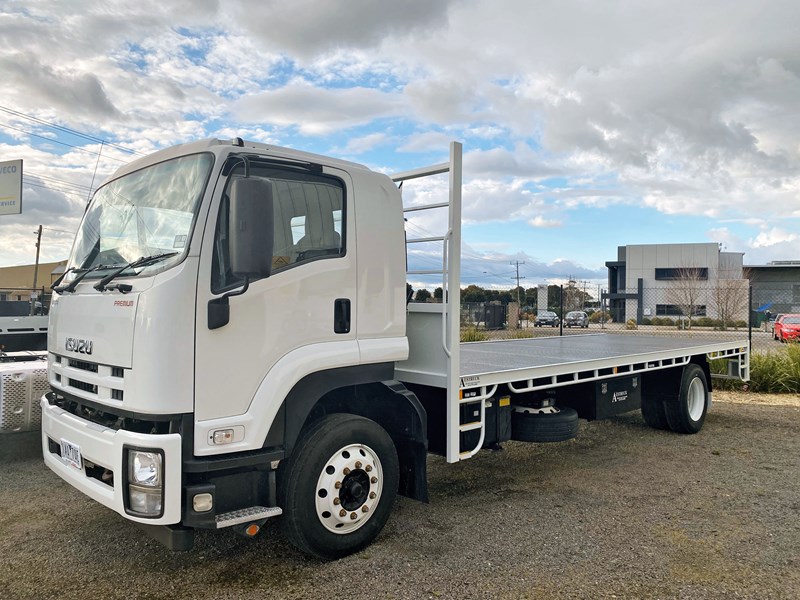 isuzu ftr900 premium amt 863924 001
