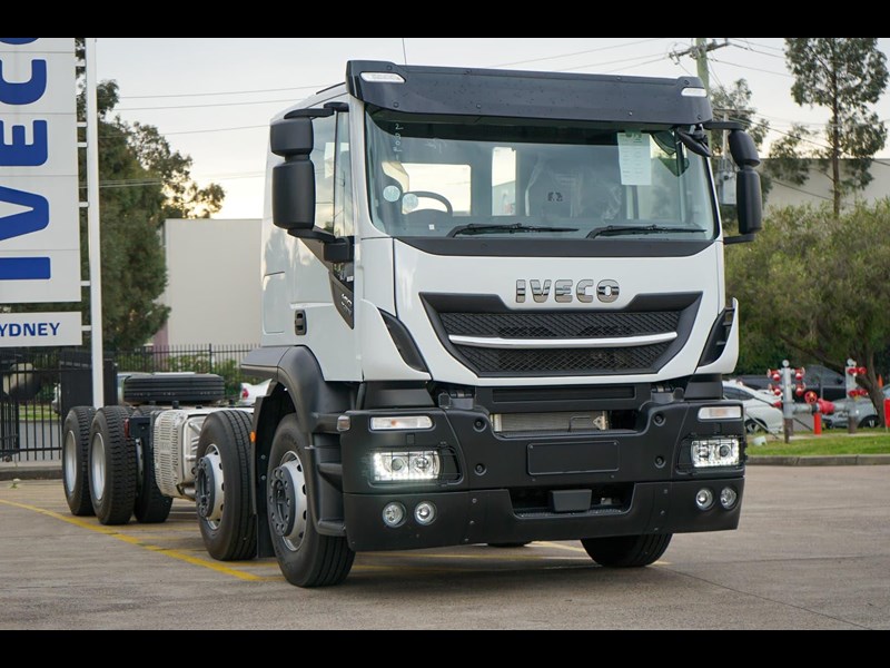 iveco stralis x-way 860954 021