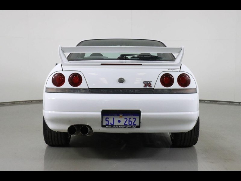 nissan skyline gtr 865195 011