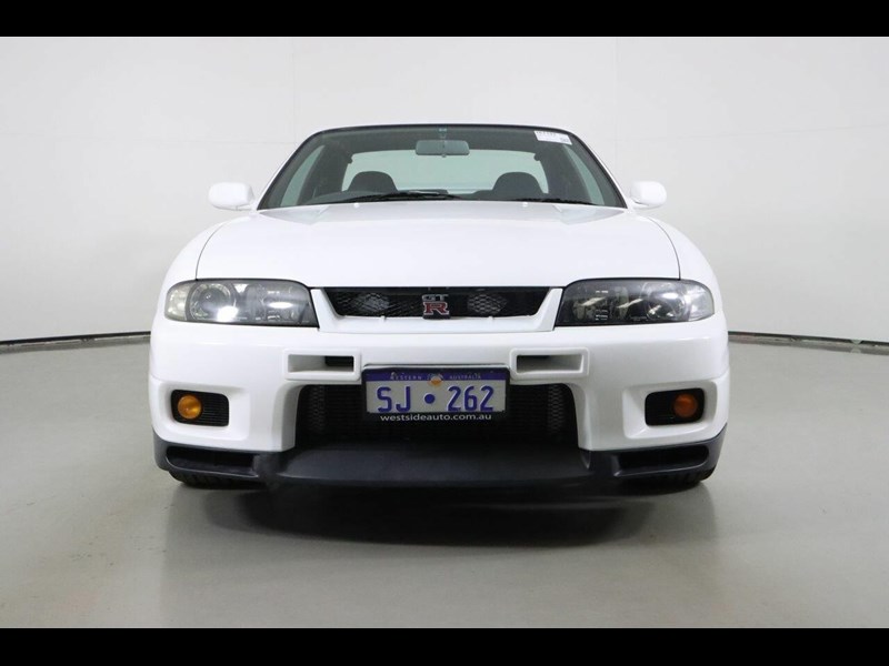 nissan skyline gtr 865195 003
