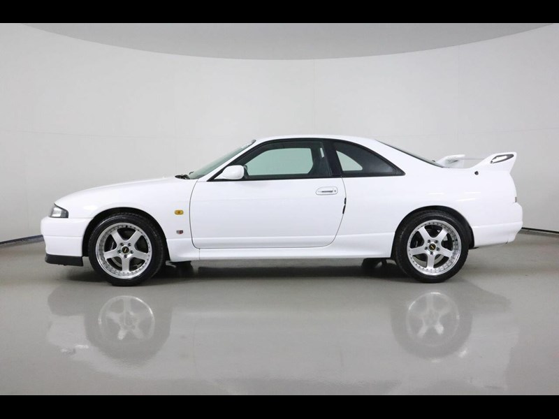 nissan skyline gtr 865195 007