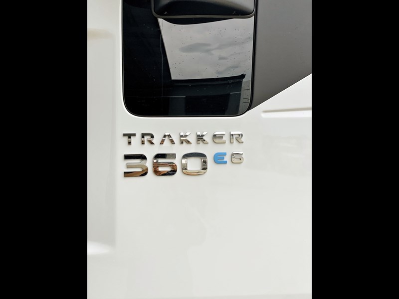 iveco trakker ad360 865335 013