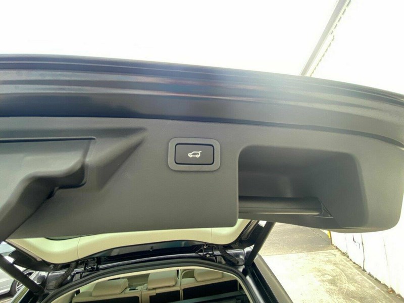 land rover discovery sport 863881 031