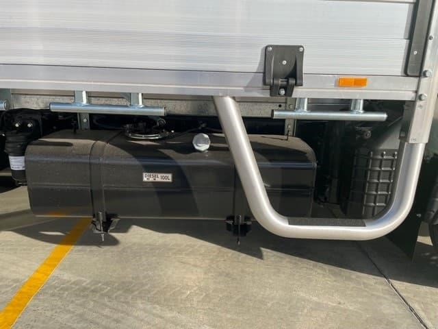 fuso canter 855053 019
