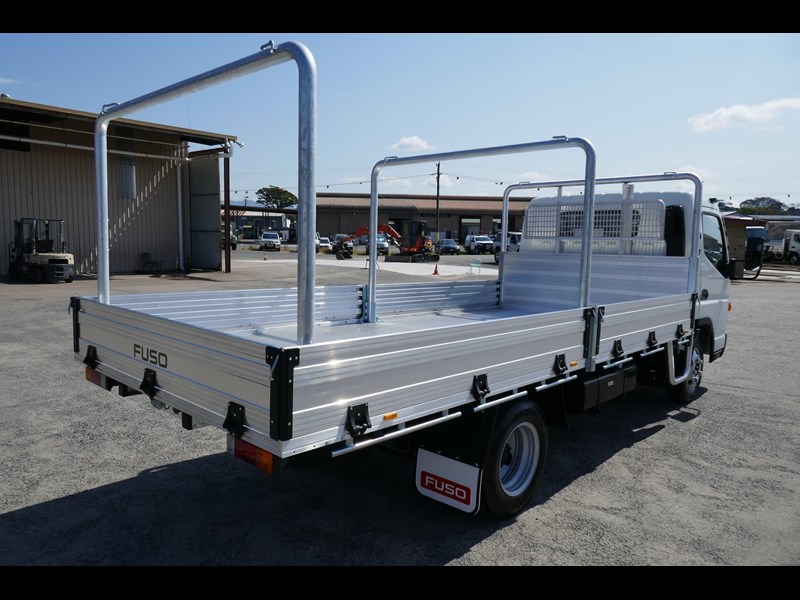 fuso canter 859631 011